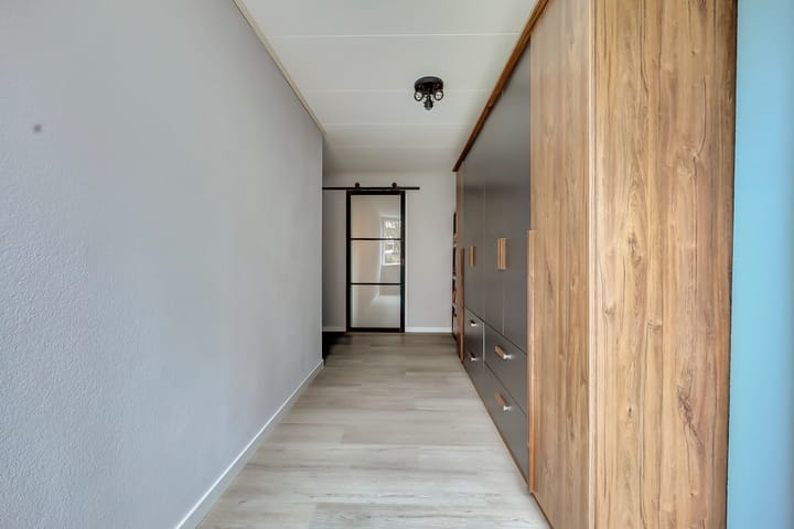 Foto 29 van Van Beethovenstraat 1