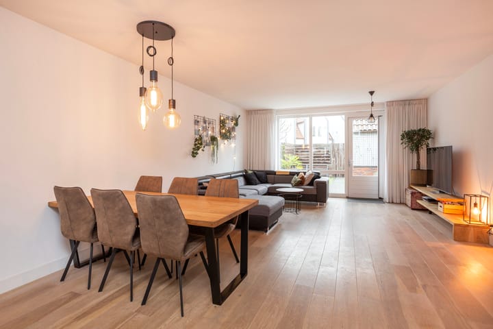 Foto 2 van Hermelijnvlinderdijk 117