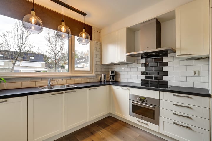 Photo 5 of Basielhof 54