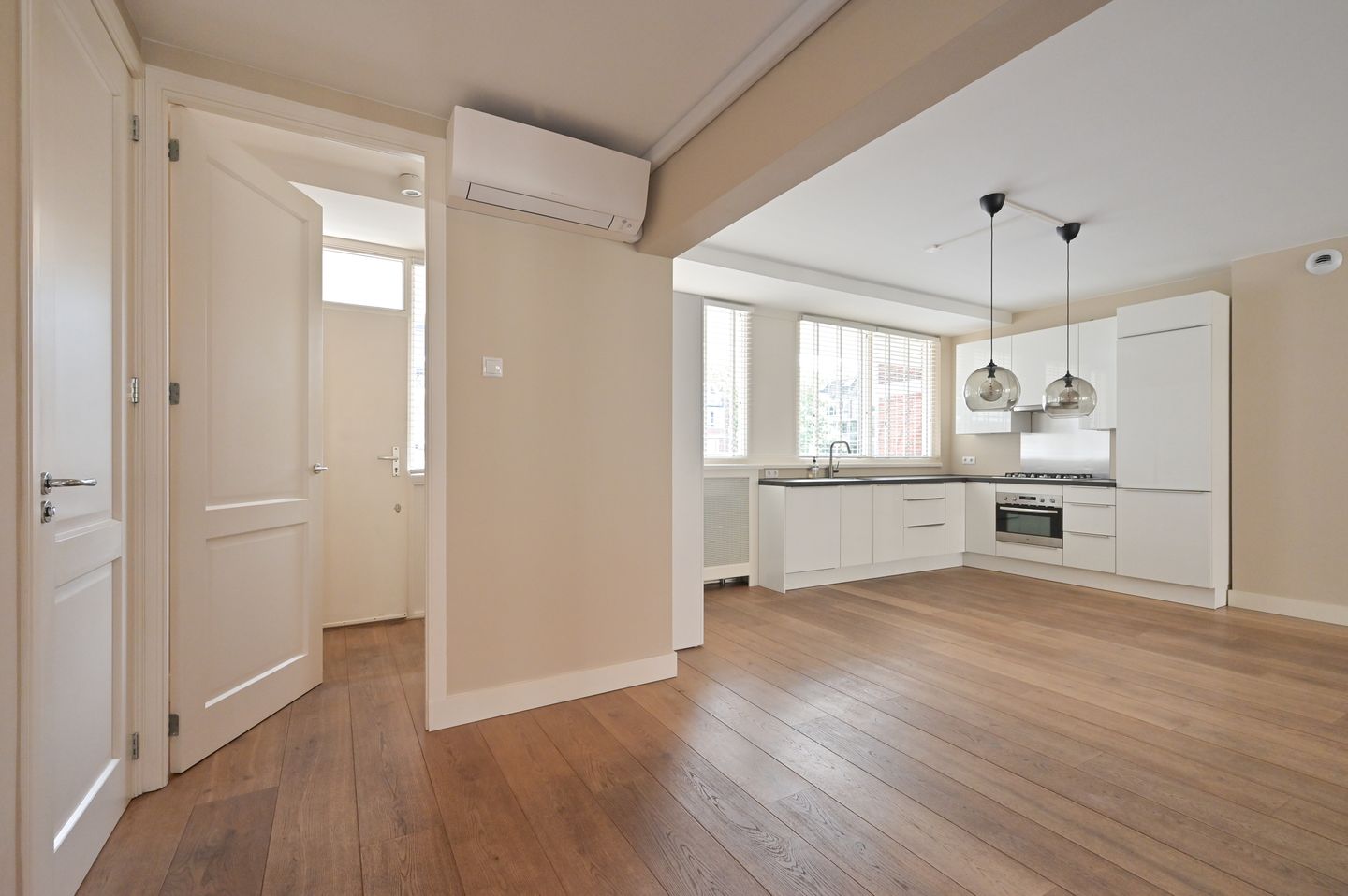 Photo 5 of Frederikstraat 533