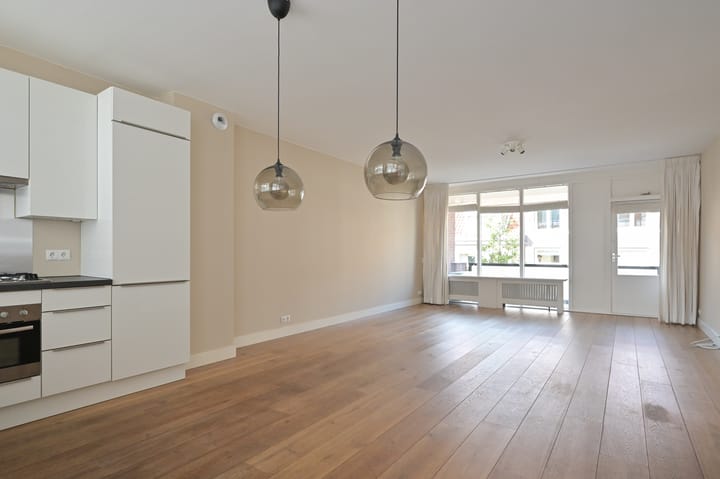 Foto 8 van Frederikstraat 533