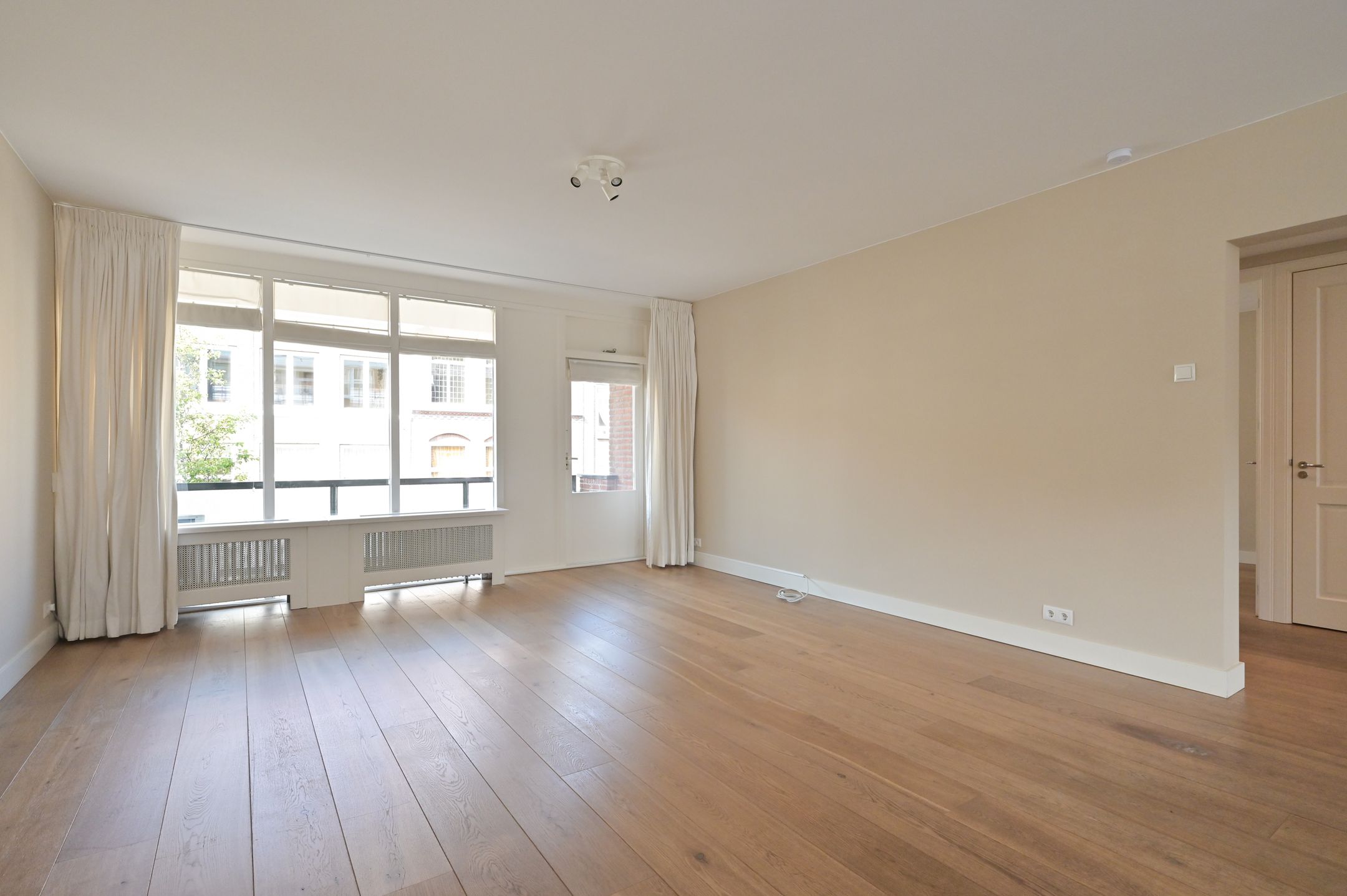 Photo 9 of Frederikstraat 533