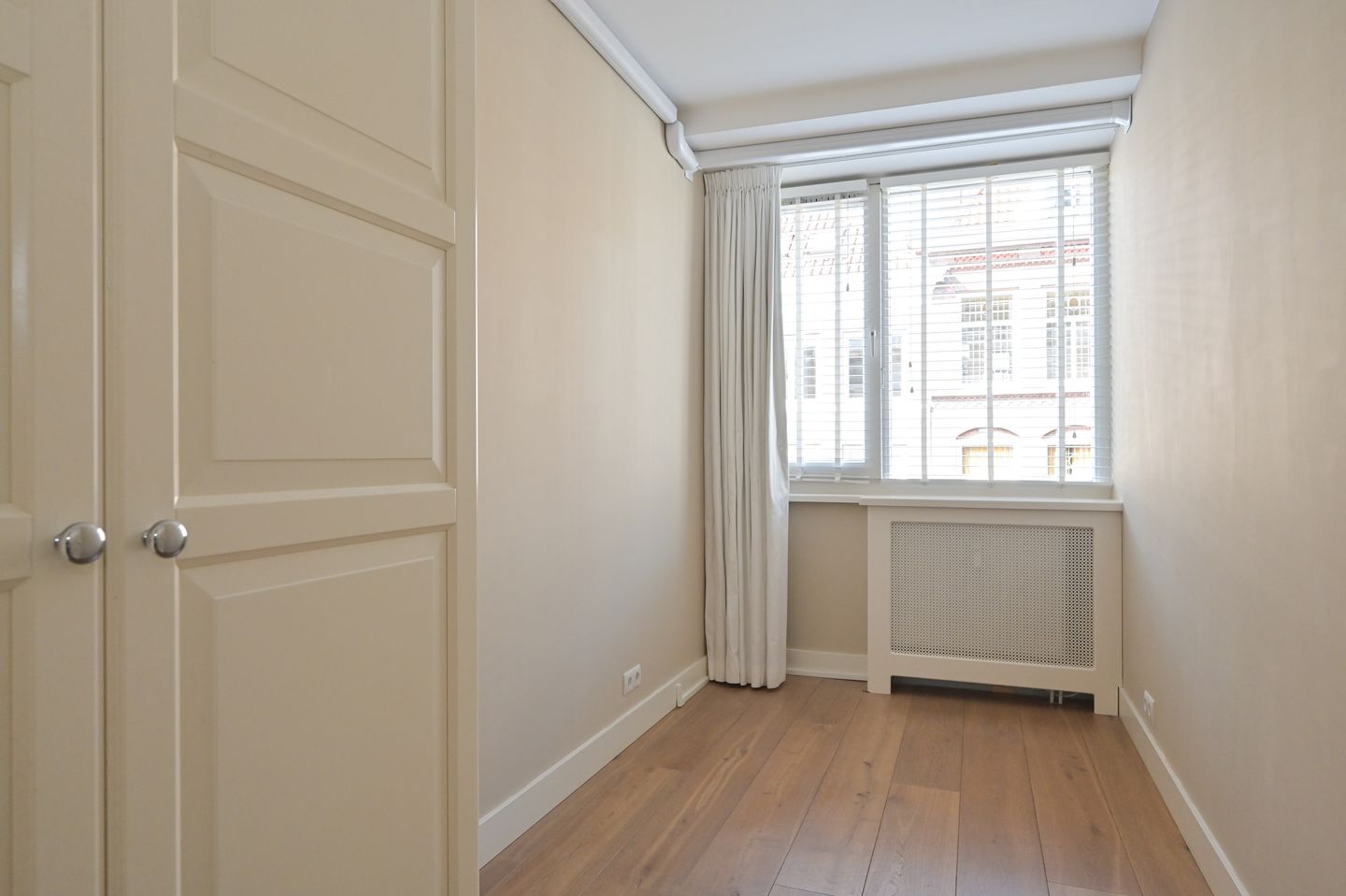 Photo 19 of Frederikstraat 533