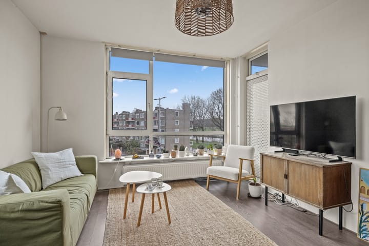 Photo 4 of Vechtplantsoen 56-3