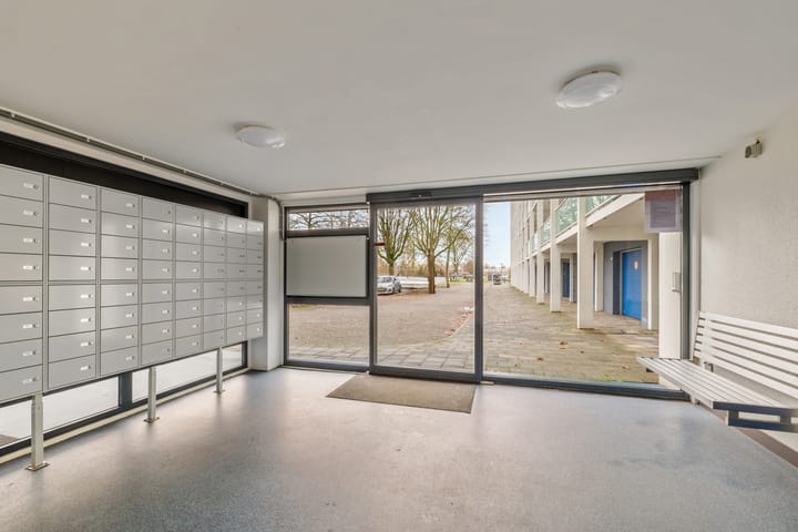 Foto 9 van Sinnigvelderstraat 451