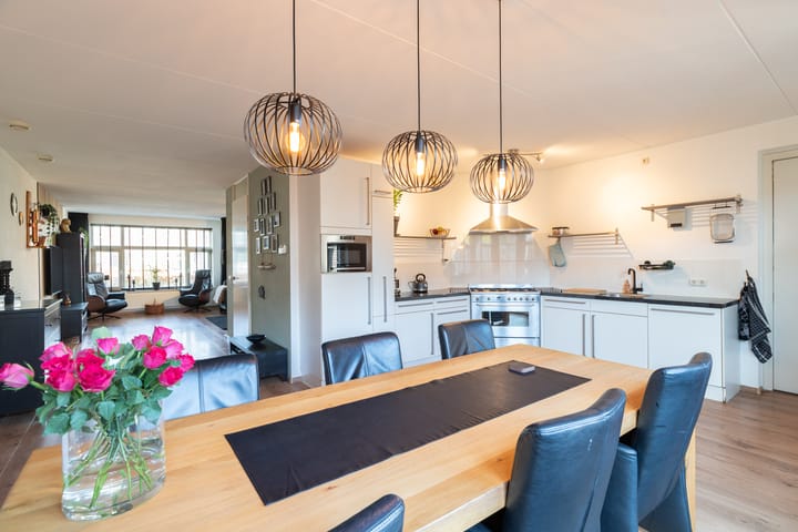 Foto 18 van Distelbrink 9