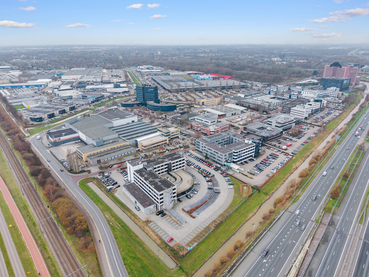 Bekijk foto 3 van Europalaan 30