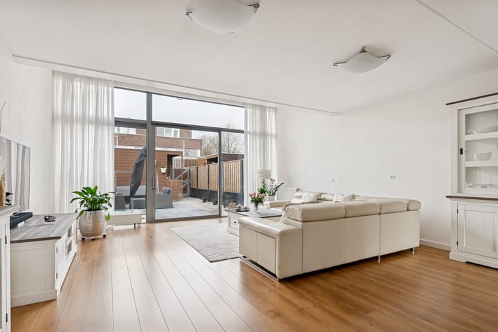 Photo 11 of Raoul Dufystraat 45