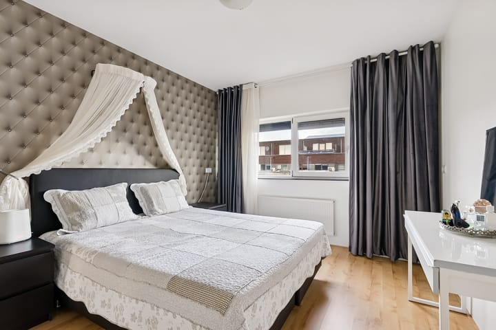 Photo 17 of Raoul Dufystraat 45