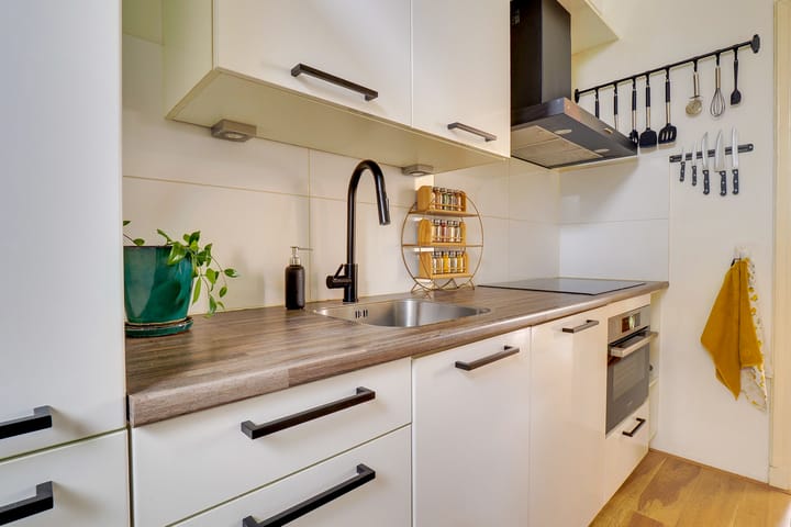 Foto 16 van Douwes Dekkerstraat 18