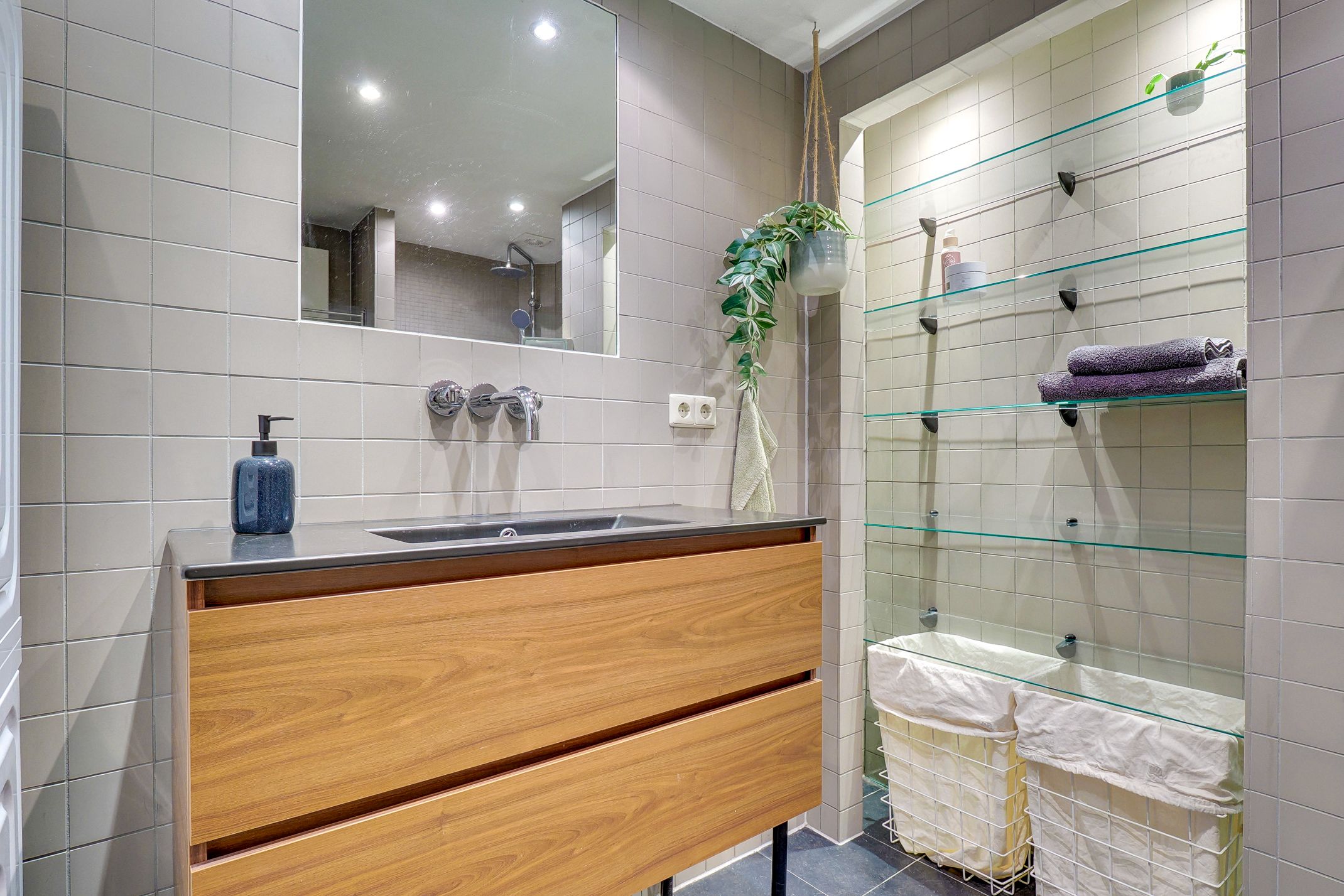 Foto 18 van Douwes Dekkerstraat 18