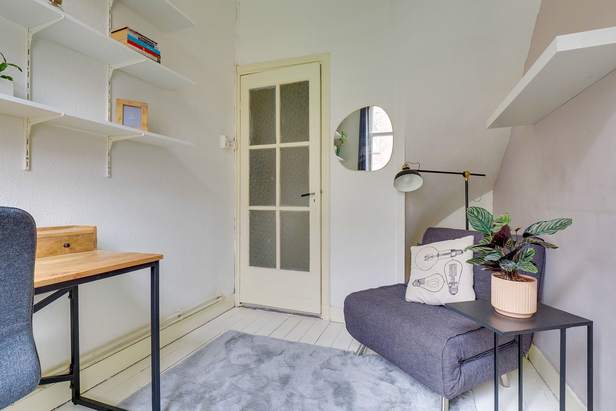 Foto 24 van Douwes Dekkerstraat 18