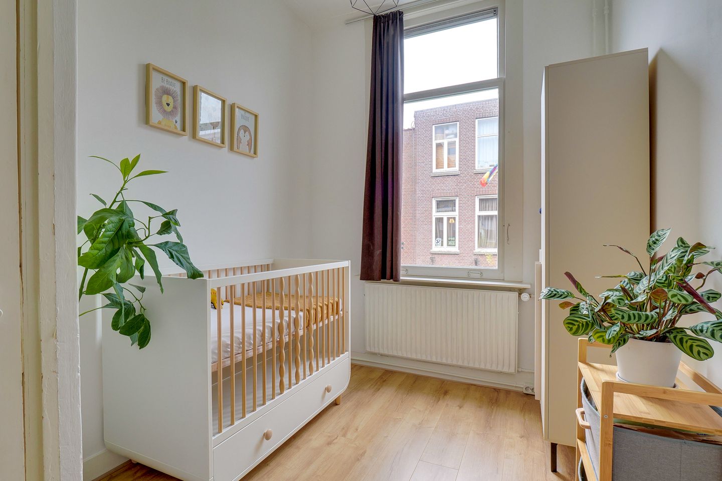 Foto 25 van Douwes Dekkerstraat 18