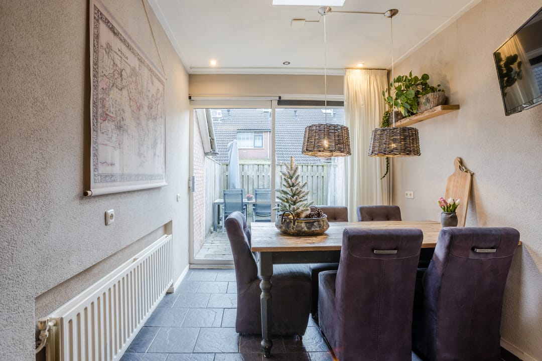 Photo 11 of Webbinkstraat 107