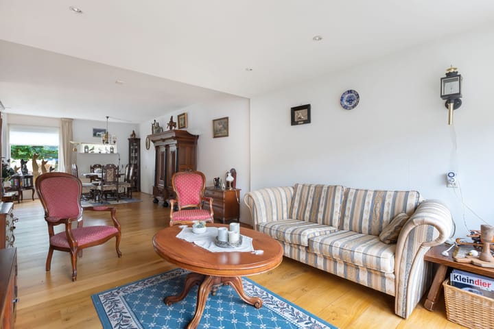 Photo 9 of Veluwelaan 10