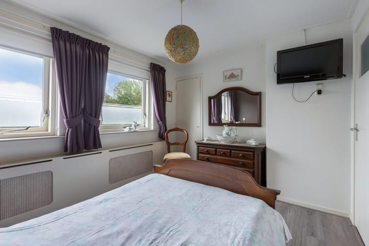 Photo 21 of Veluwelaan 10