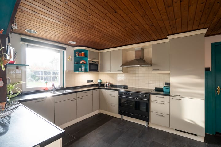 Foto 11 van Paasweg 12