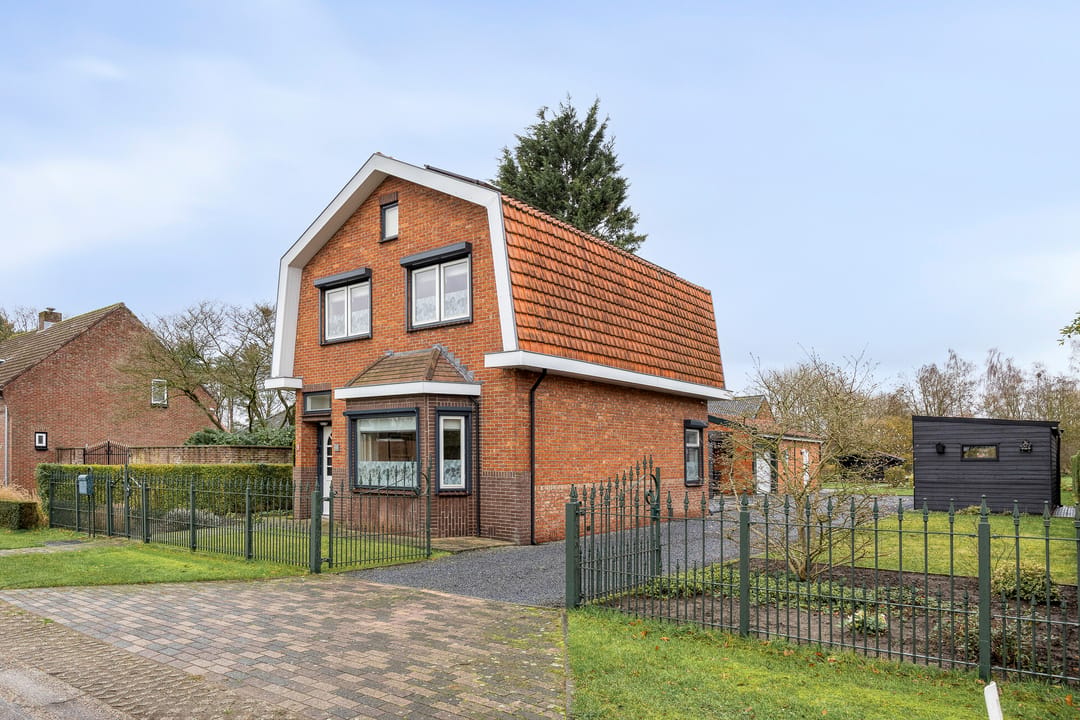 Photo 1 of Vlasstraat 33