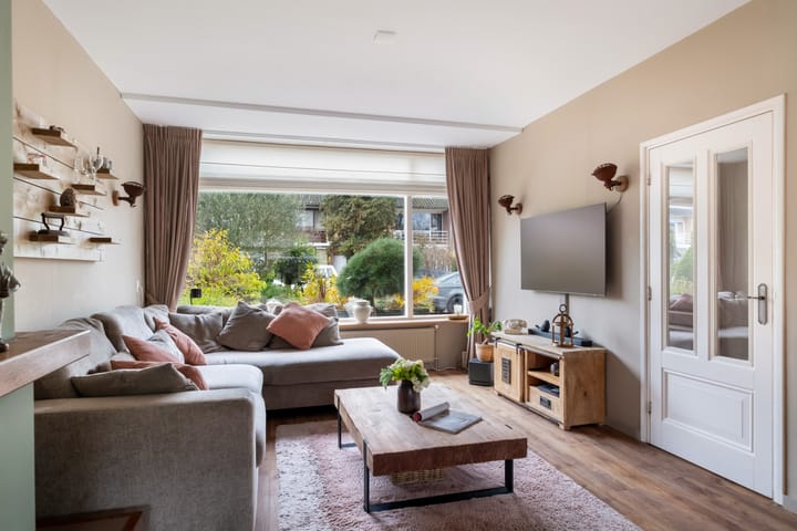 Photo 2 of Aardelaan 22