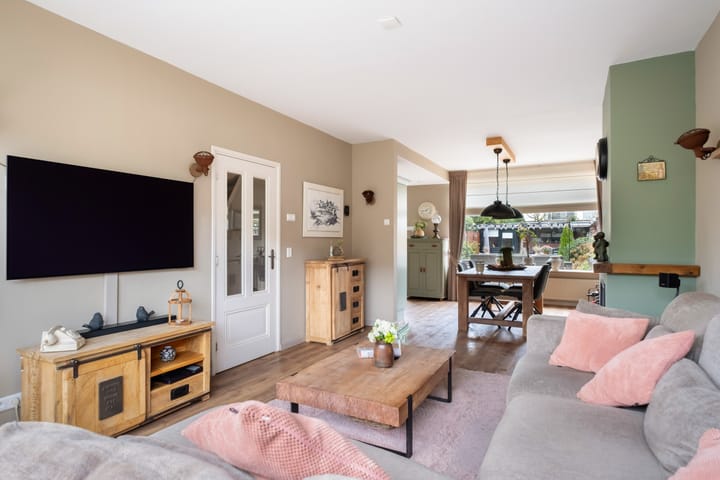 Photo 3 of Aardelaan 22