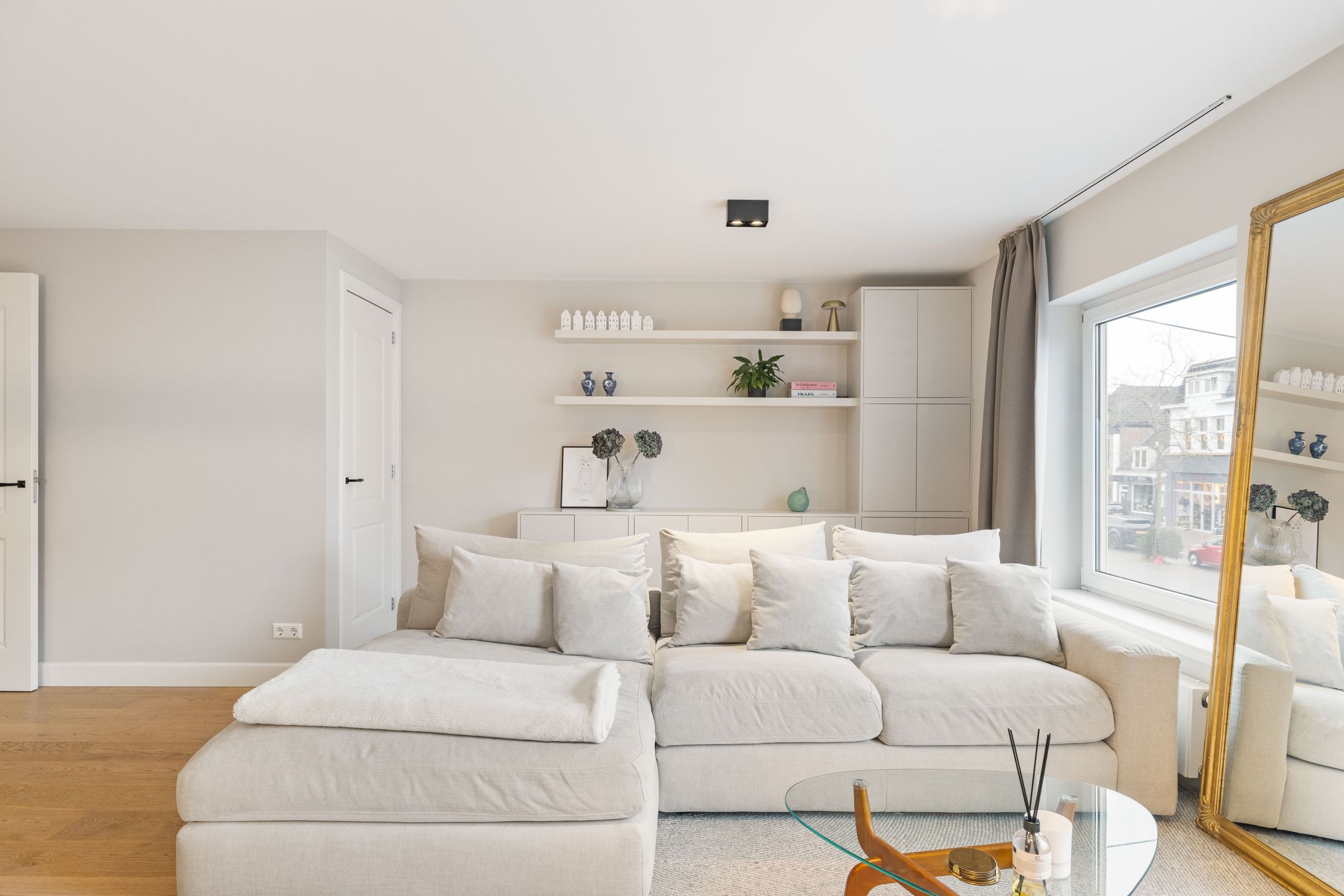 Foto 15 van Hazeslinger 8-B