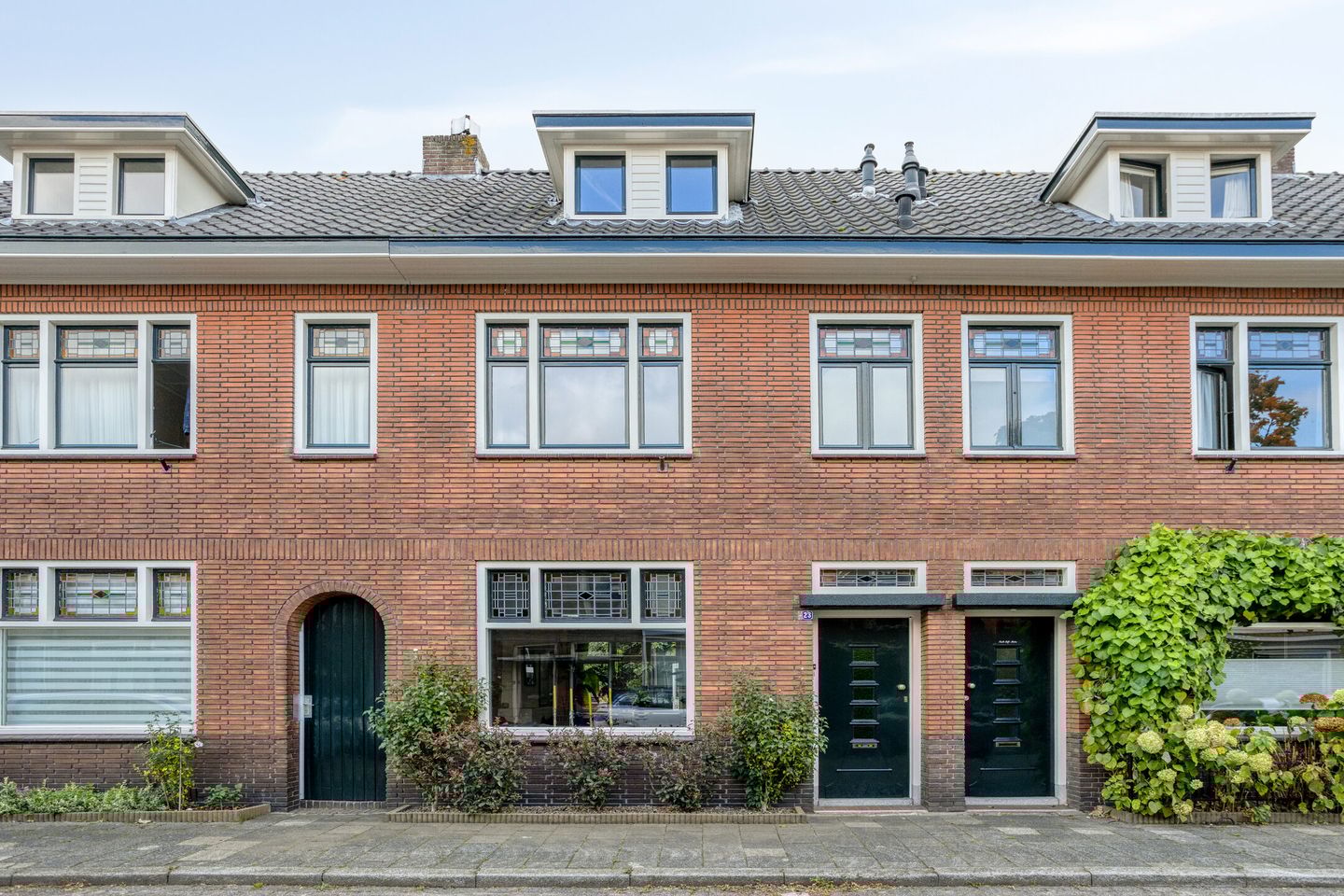 Photo 1 of Heistraat 23