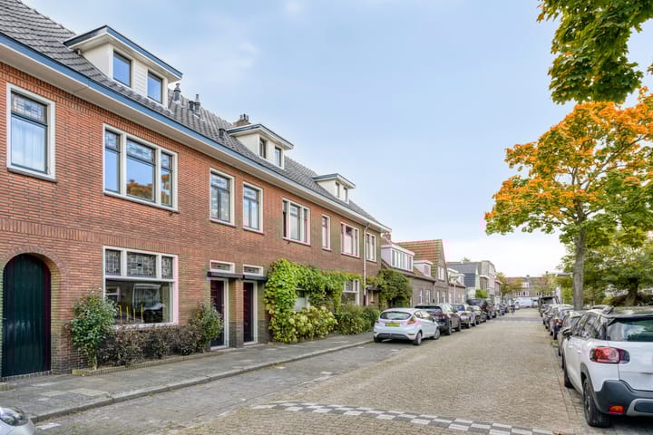 Photo 2 of Heistraat 23