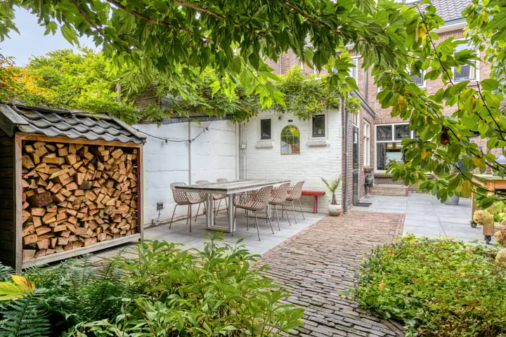 Foto 44 van Heistraat 23