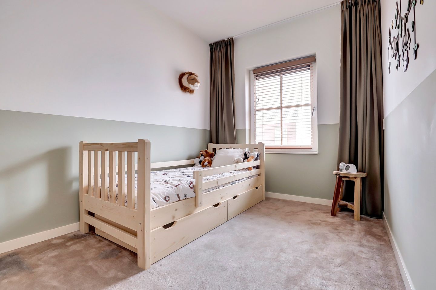 Foto 19 van Willem van Noortstraat 17