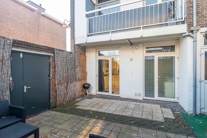 Photo 18 of Bussumsestraat 145