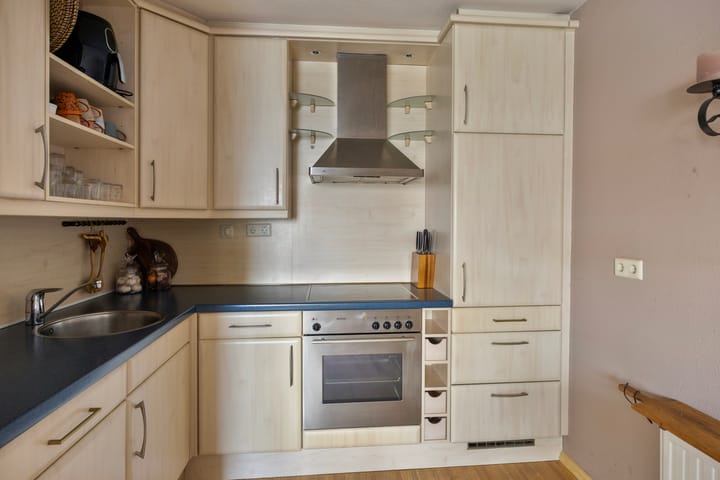 Foto 8 van Molenstraat 115