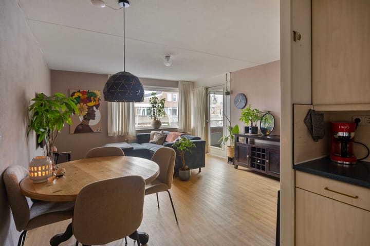 Foto 10 van Molenstraat 115