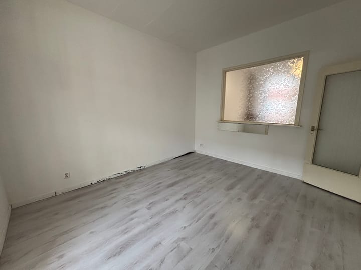 Photo 9 of Wateringsestraat 48