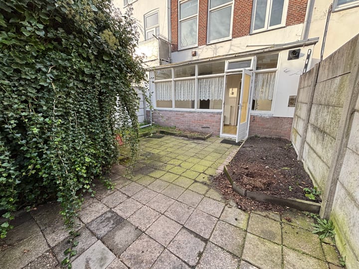 Photo 12 of Wateringsestraat 48