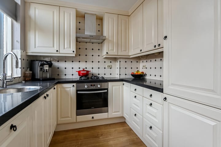 Koningin Julianaweg 8