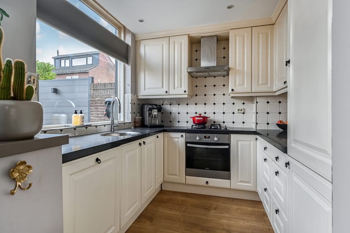 Foto 9 van Koningin Julianaweg 8