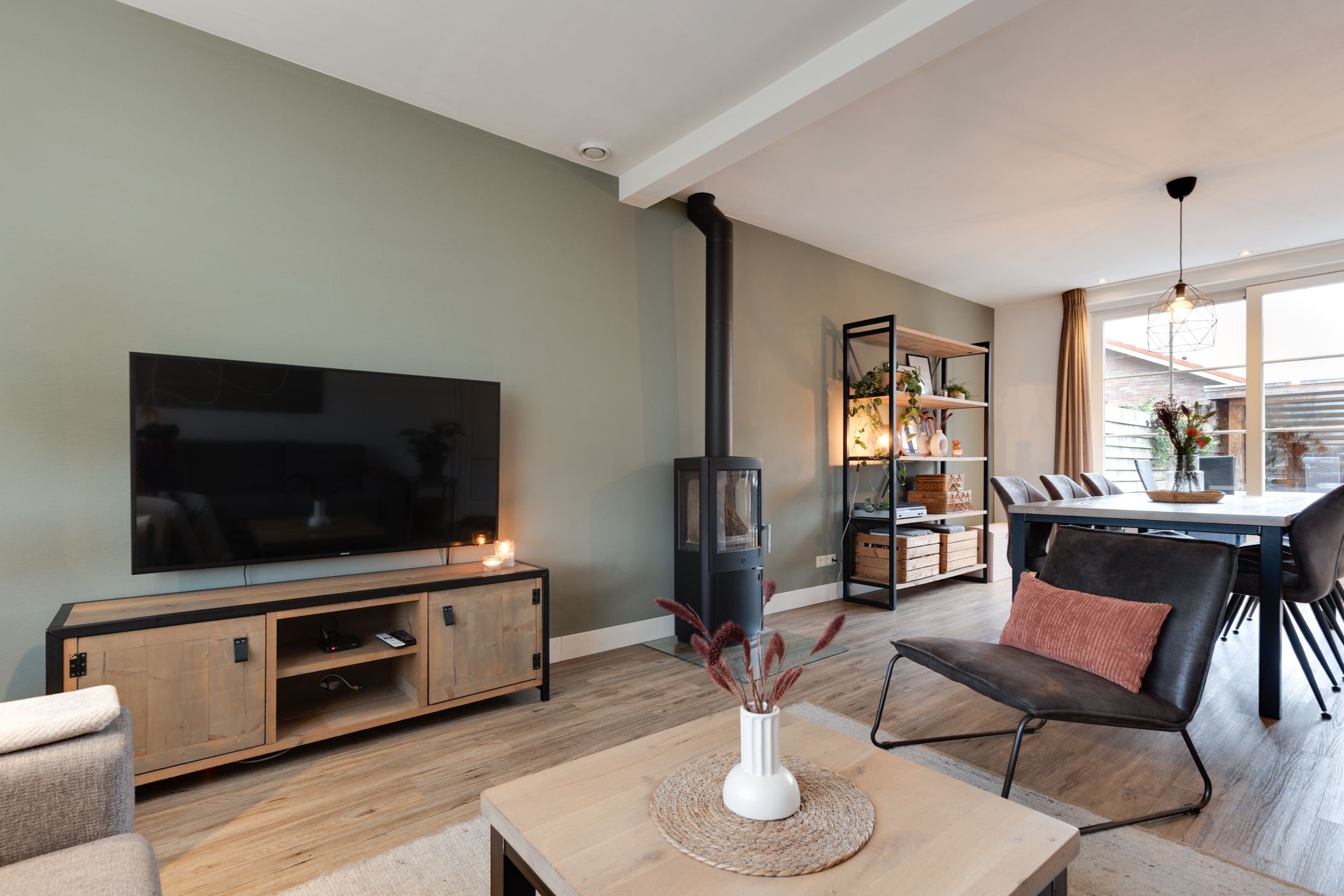 Foto 15 van Ursulastraat 1