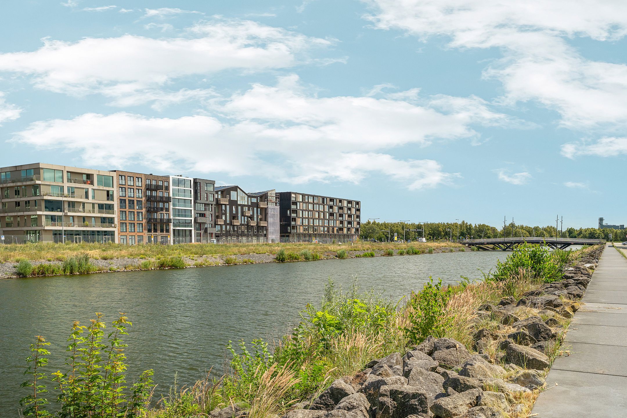 Foto 39 van Huiswoudstraat 52