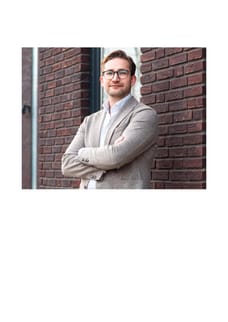 Tom Hillenaar - Taxateur