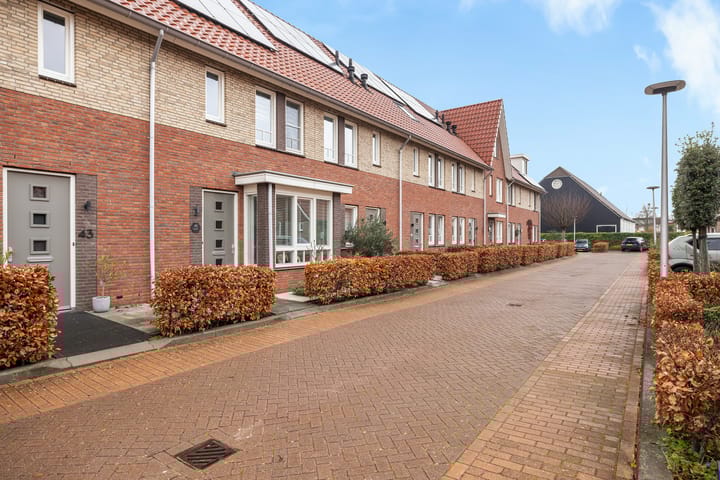 Foto 5 van Van der Weddenhof 45