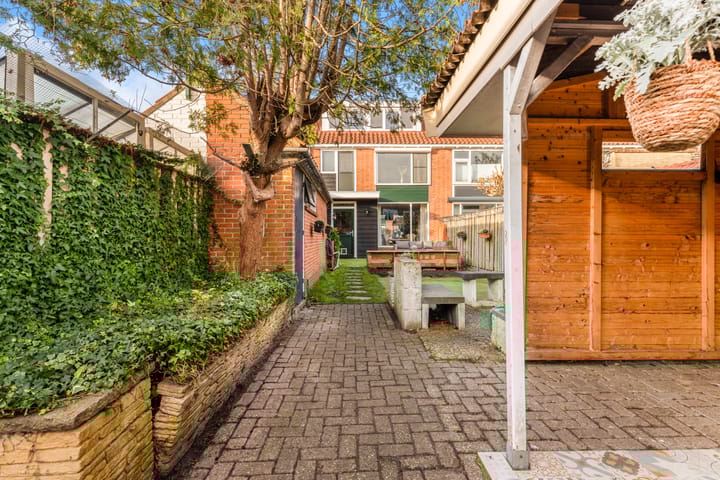 Foto 31 van Witte Duifstraat 17