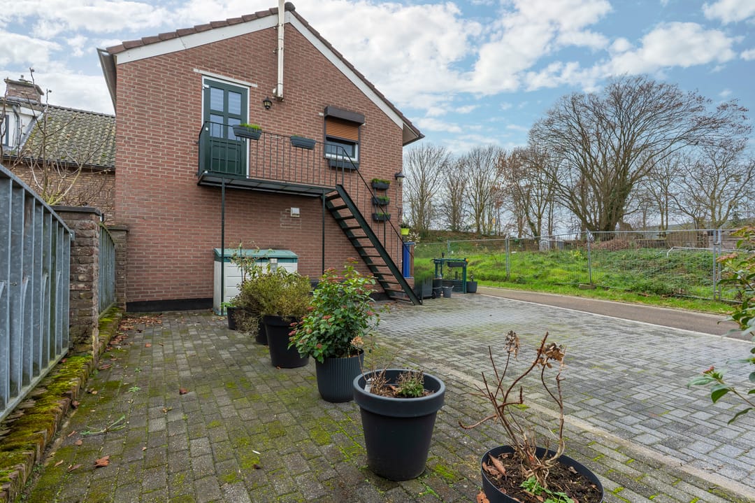 Photo 37 of Koningsbeemd 11