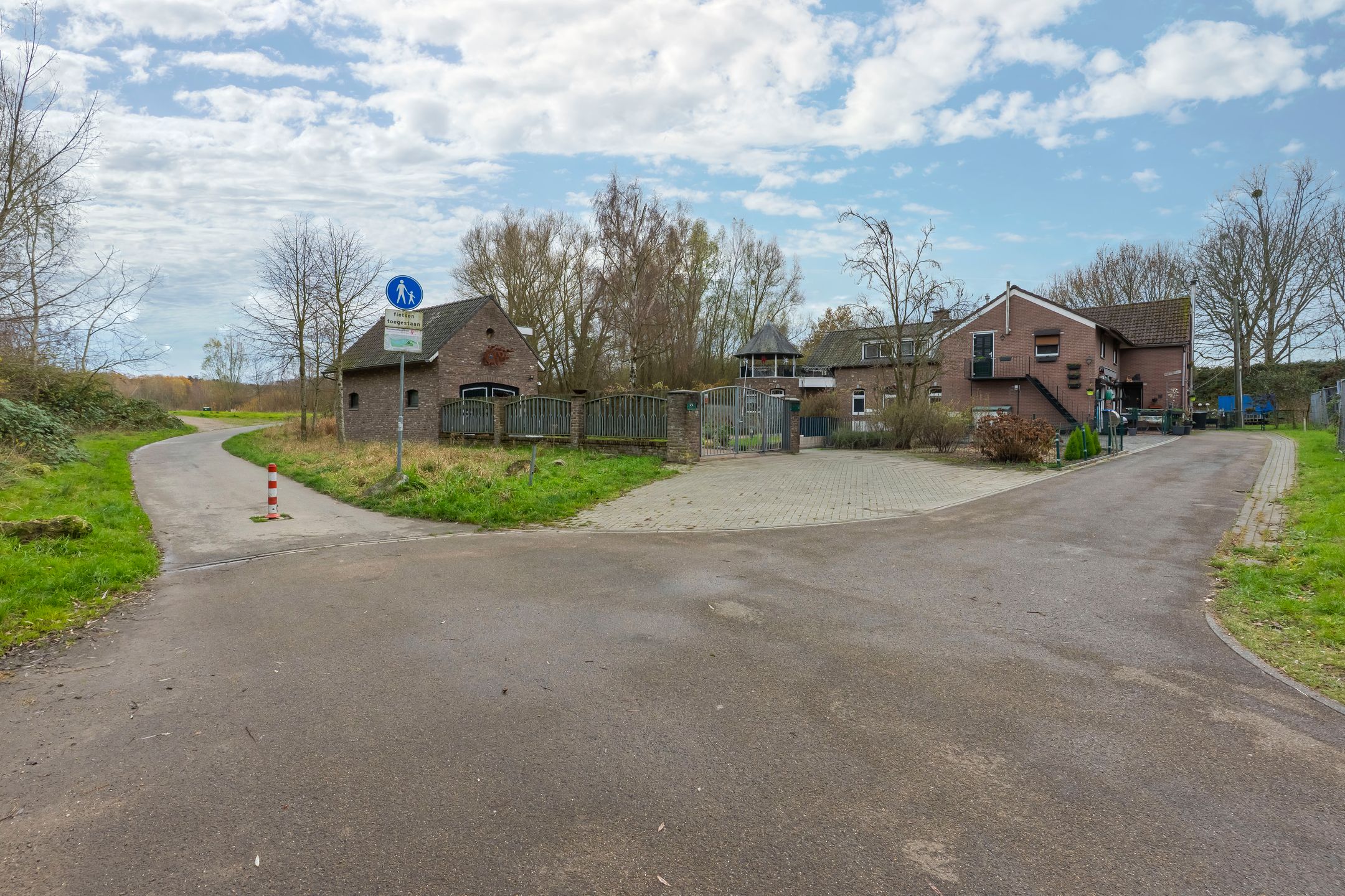 Photo 39 of Koningsbeemd 11