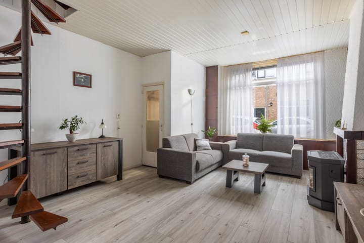 Foto 6 van Puttershoeksestraat 34