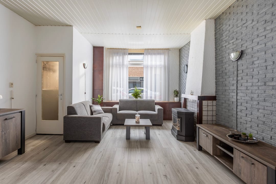 Photo 8 of Puttershoeksestraat 34