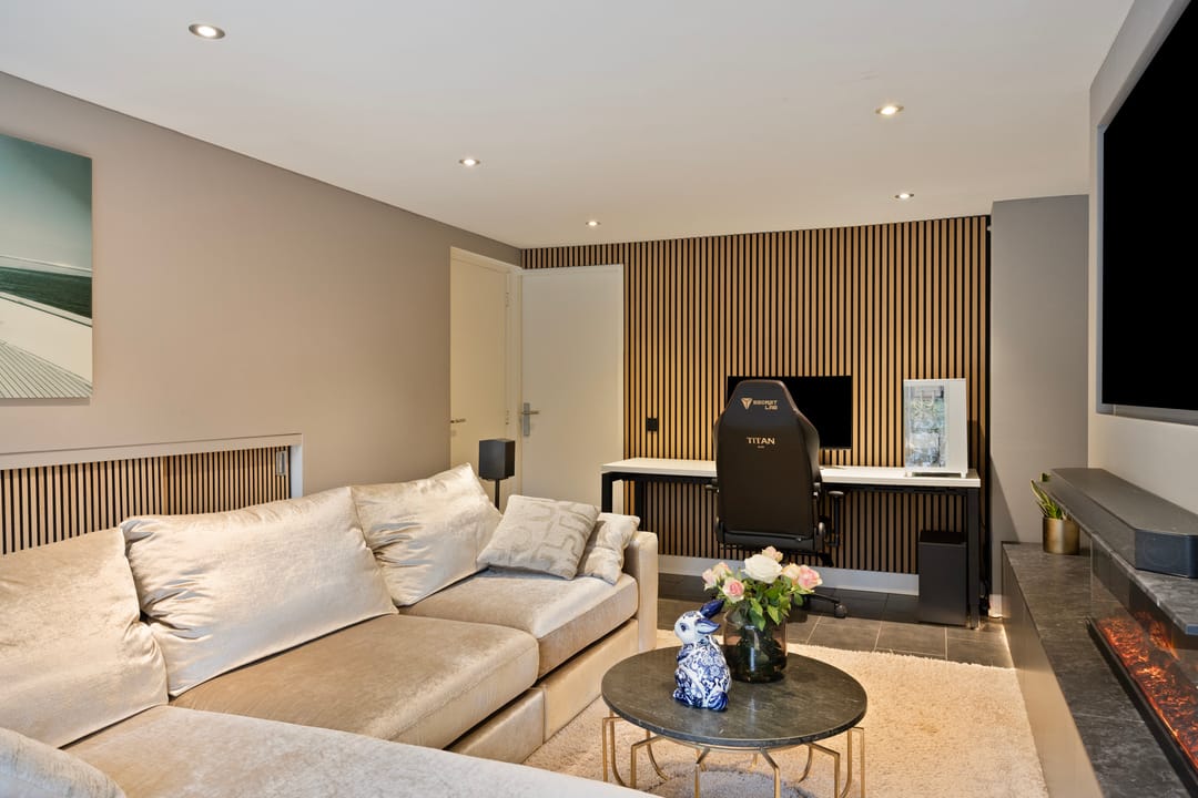 Photo 23 of Gaspeldoornlaan 1-A