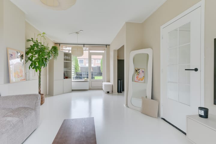 Foto 11 van Van Harenlaan 26