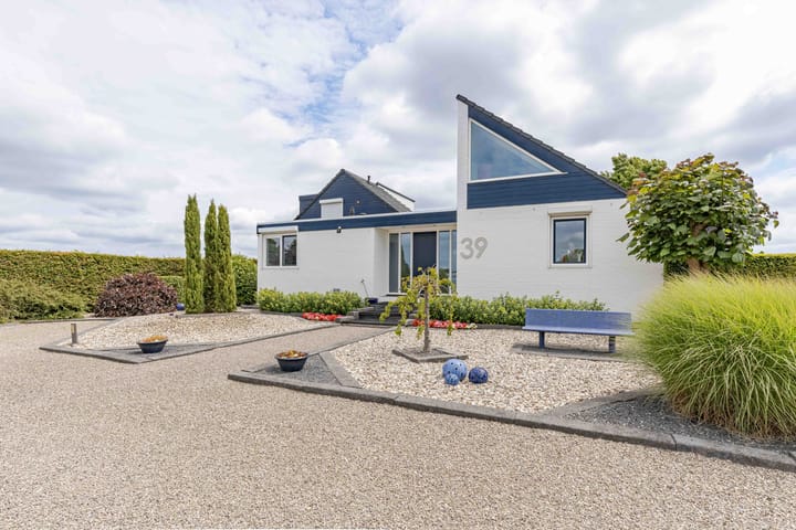 Foto 1 van Voshol 39