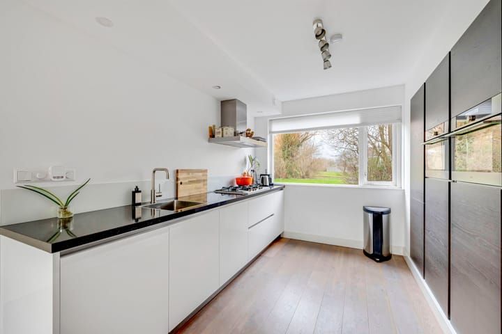 Photo 3 of Cannenburchstraat 2