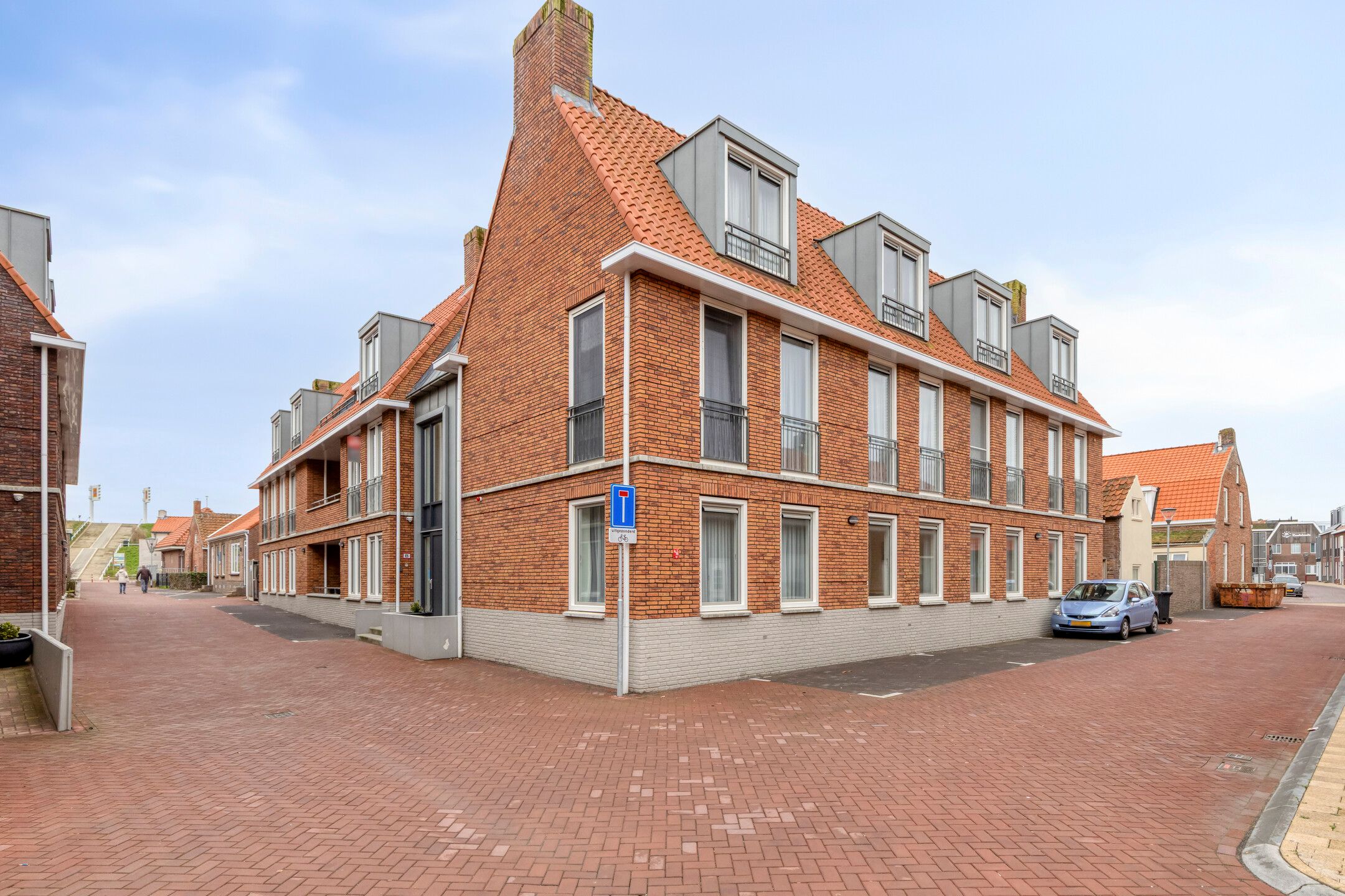 1-bedroom freehold villa in Zoutelande — photo 2 of 5